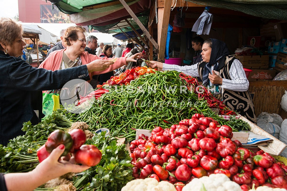 SWP_Bucharest-3290 -  by Susan Wright Images - PCC: Markets, Premium Curated Collections, with-pdf
